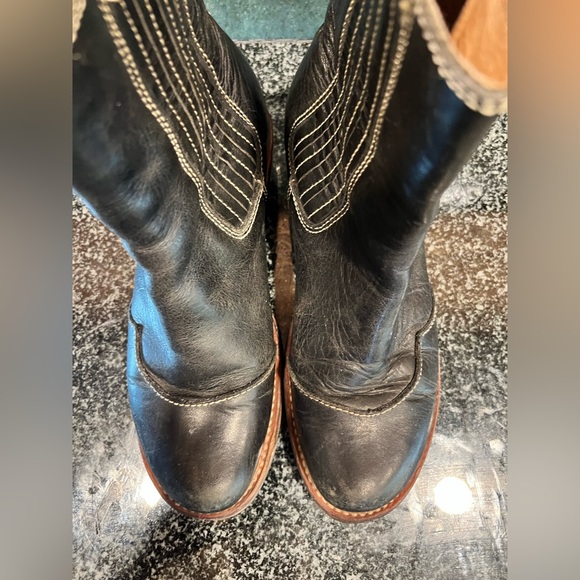JOHN FLUEVOG Black Leather Ankle Boots 7 - Picture 9 of 10